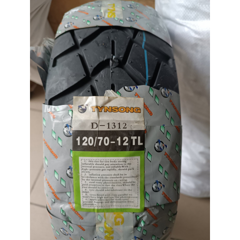 Покришка 120.70-12 фірми TYNSONG безкамерна на скутер
