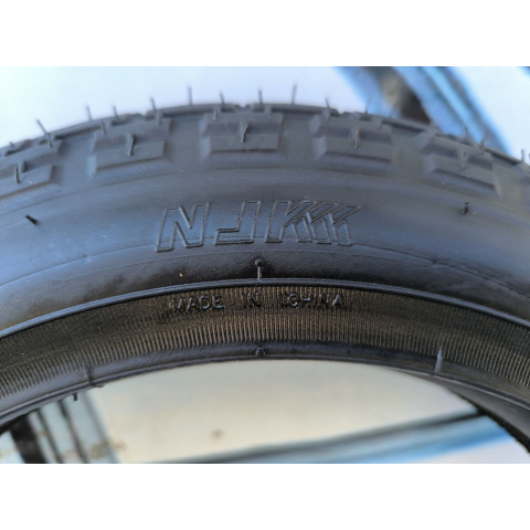 Покришка 3.00-12 (80/90-12) з камерою 4PR до скутера/тачки/причепа