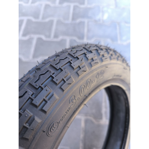 Покришка 3.00-12 (80/90-12) з камерою 4PR до скутера/тачки/причепа