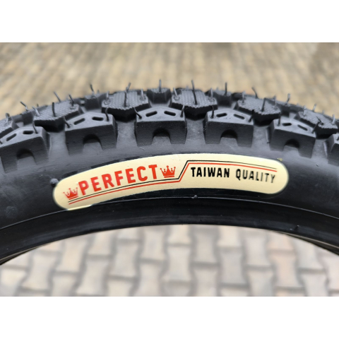 Покришка 2.50-17 з камерою Тайвань SC-335 шипована на мотоцикл Альфа Дельта