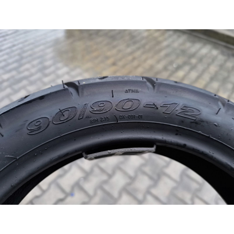 Покришка 90.90-12 безкамерка на скутер Траса OCST
