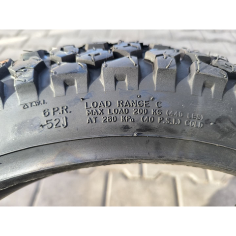 Покришка 3.00-18 з камерою до мотоцикла Минск шипована SF-253 Enduro