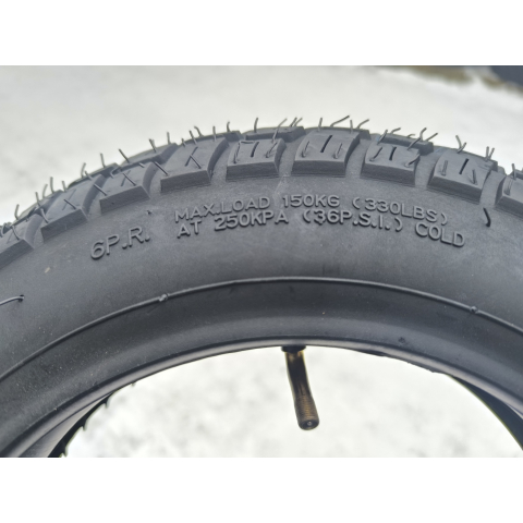 Скат з камерою 3.00-10 шипована на скутер SC TYRE-124