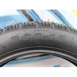 Безкамернка шина 3.00-12 6PR на скутер SC-TYRE